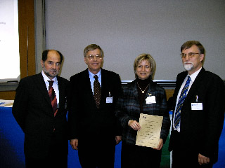 Verleihung der Best-Paper Awards 2004 in der ETH-Zürich