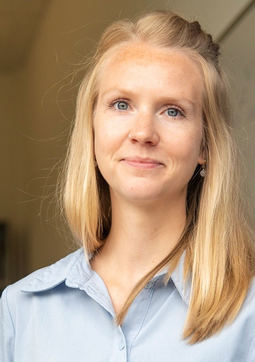 Weitere Vorstandsmitglieder: Dipl.-Ing.   Elisabeth Ibenthal